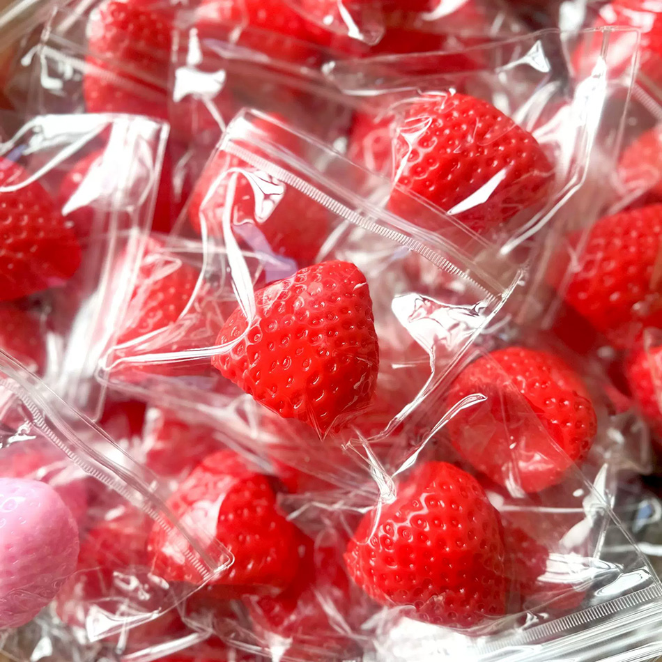 New Squishy Big Strawberry Squ - Kids Toys Entertainer 评论和价格